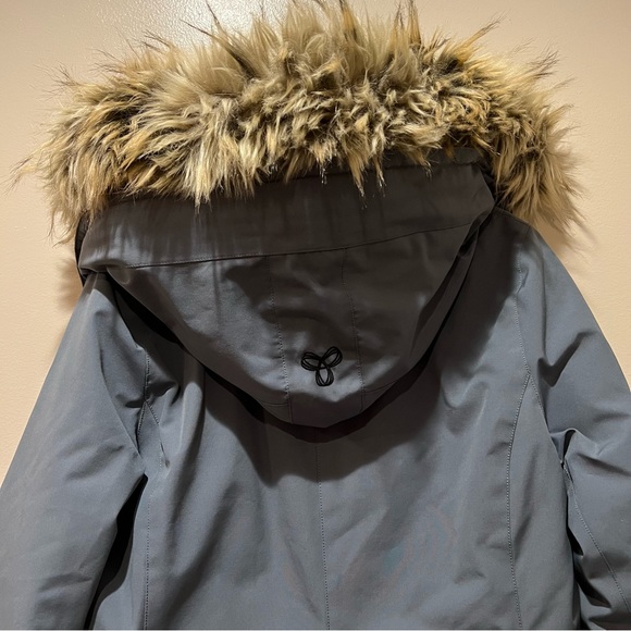 Aritzia TNA Haven Mid Length Parka Evening Dove Size L - Picture 13 of 16